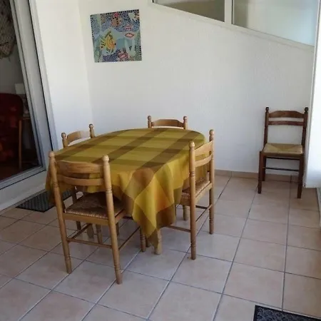 House 300m Centre Ville Et 1300m Env. Plage Petite Maison De Vacances 4 Pers. *